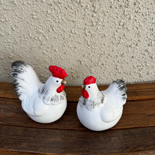 Cargar imagen en el visor de la galería, Gallo y gallina
