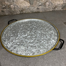 Cargar imagen en el visor de la galería, Bandeja de acero decorativa
